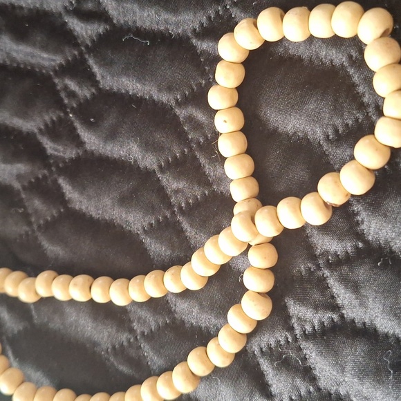 Elegant Blue and Tan Beaded Necklace - Picture 4 of 4